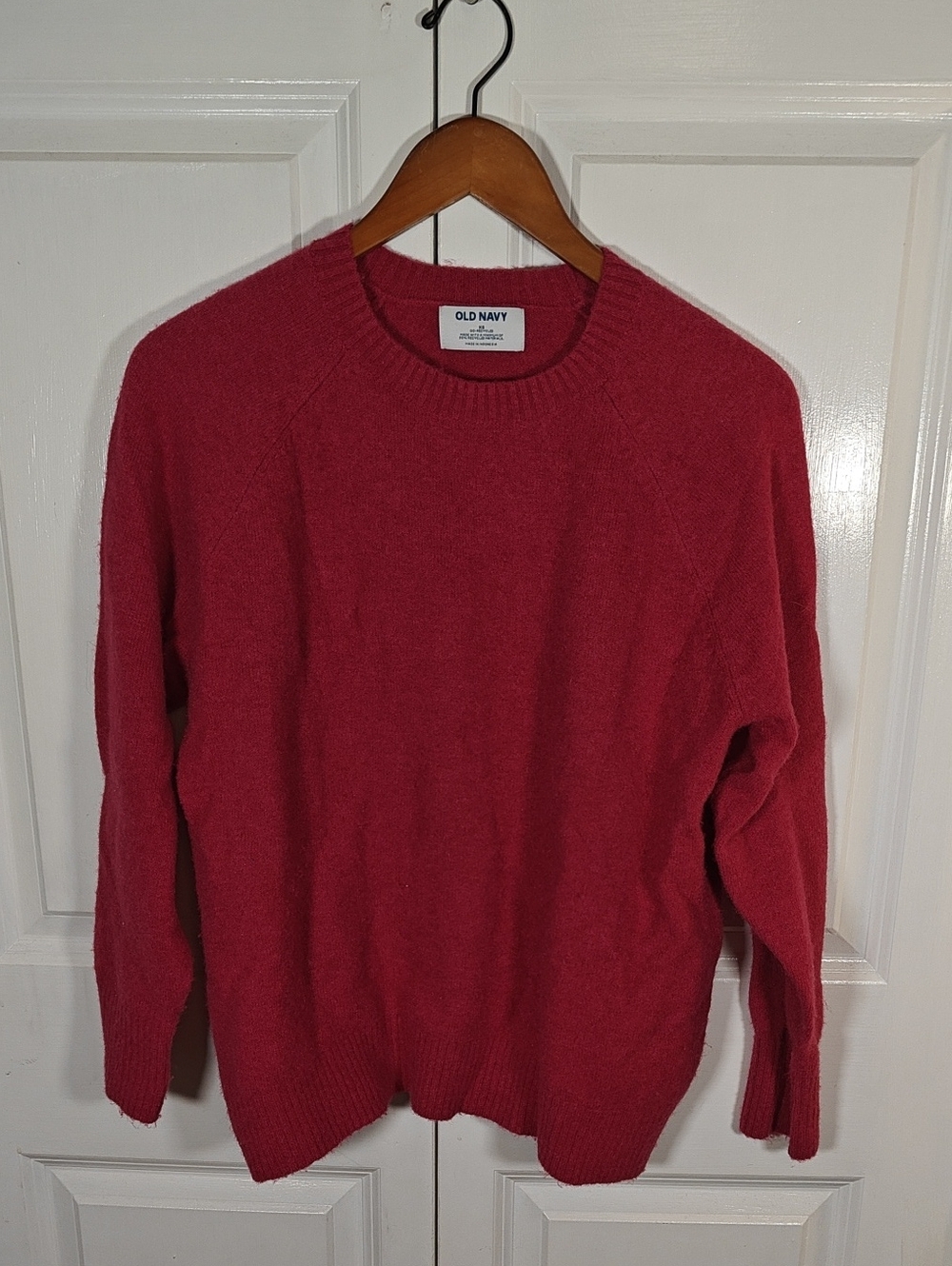 Old Navy Womens Cranberry Red Oversized Crewneck Knit Sweater Extra Small